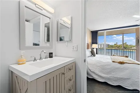 353 S Us Highway 1 Jupiter FL 33477