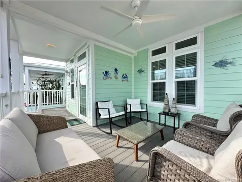 378 NE Wharfs Way Jensen Beach FL 34957