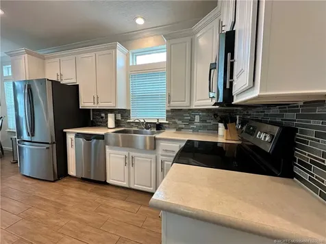 378 NE Wharfs Way Jensen Beach FL 34957