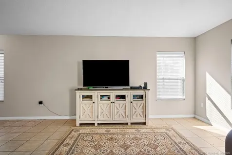 5140 NW Pine Trail Circle Port St Lucie FL 34983