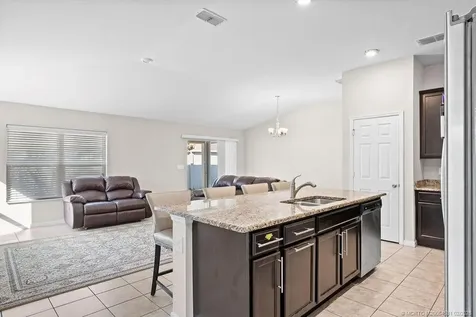 5140 NW Pine Trail Circle Port St Lucie FL 34983