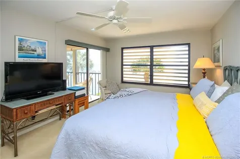 4680 NE Sandpebble Trace Stuart FL 34996