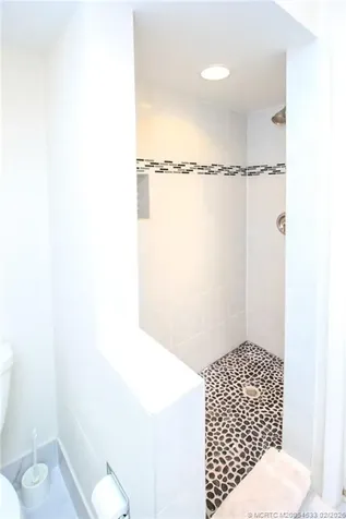 4680 NE Sandpebble Trace Stuart FL 34996