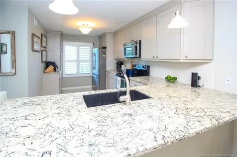 4680 NE Sandpebble Trace Stuart FL 34996