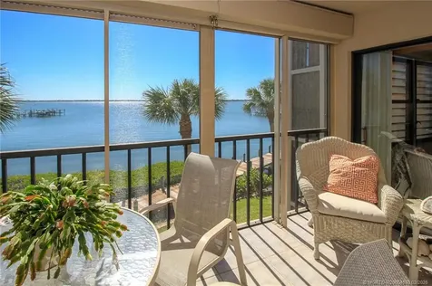 4680 NE Sandpebble Trace Stuart FL 34996