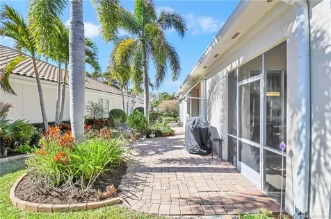 8121 SE Paurotis Lane Hobe Sound FL 33455