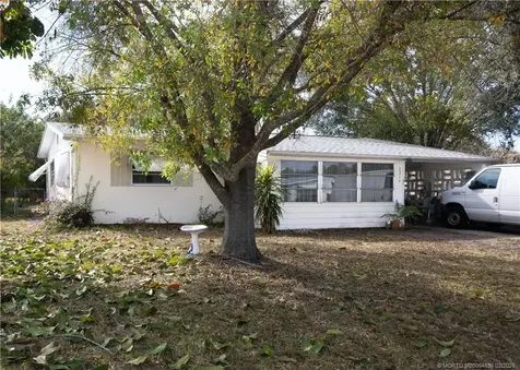 2314 SE Washington Street Stuart FL 34997