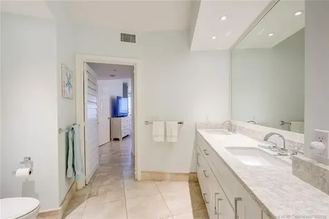 5750 NE Island Cove Way Stuart FL 34996