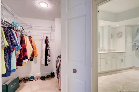 5750 NE Island Cove Way Stuart FL 34996