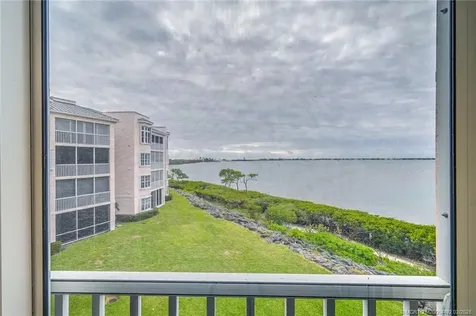 5750 NE Island Cove Way Stuart FL 34996