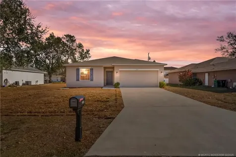 2037 SW Mcallister Lane Port St Lucie FL 34953