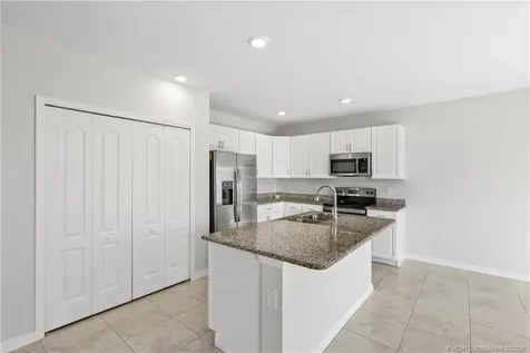 2037 SW Mcallister Lane Port St Lucie FL 34953