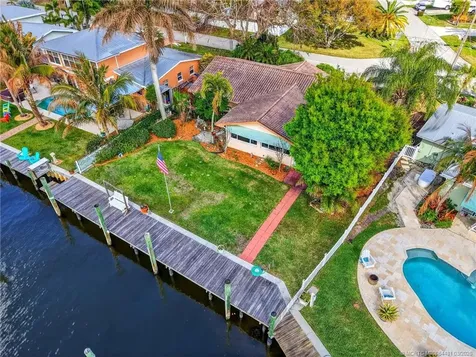 150 SW Beachway Avenue Palm City FL 34990