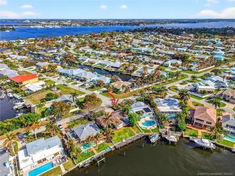 150 SW Beachway Avenue Palm City FL 34990