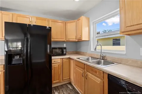 924 SE Dolphin Drive Stuart FL 34996