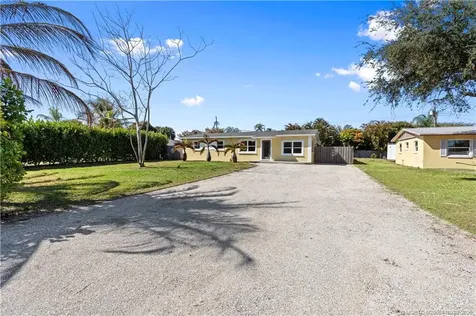 924 SE Dolphin Drive Stuart FL 34996