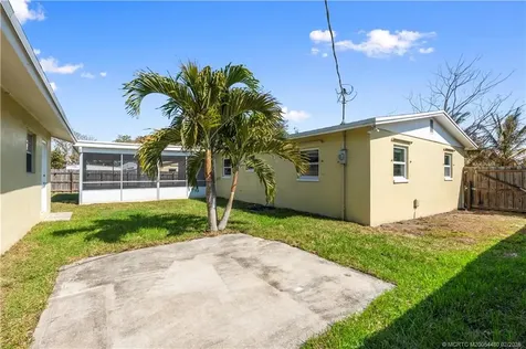 924 SE Dolphin Drive Stuart FL 34996