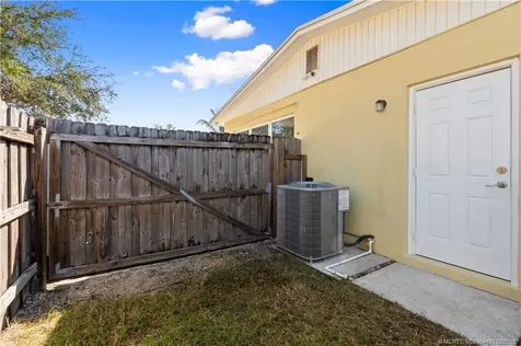 924 SE Dolphin Drive Stuart FL 34996