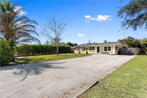 924 SE Dolphin Drive Stuart FL 34996