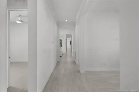 279 SE Via Bisento Port St Lucie FL 34952