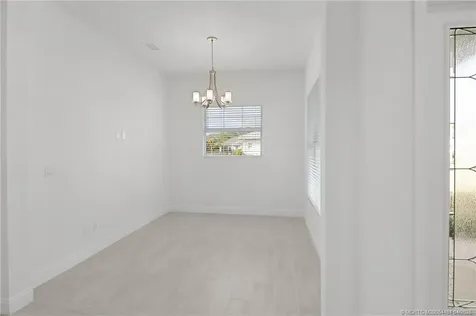 279 SE Via Bisento Port St Lucie FL 34952