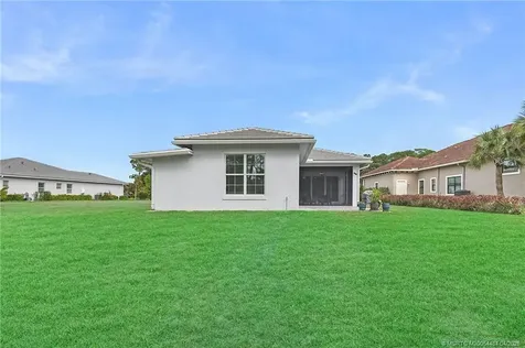 279 SE Via Bisento Port St Lucie FL 34952
