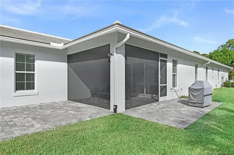 279 SE Via Bisento Port St Lucie FL 34952