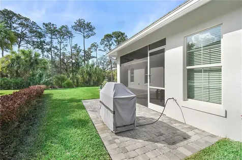 279 SE Via Bisento Port St Lucie FL 34952