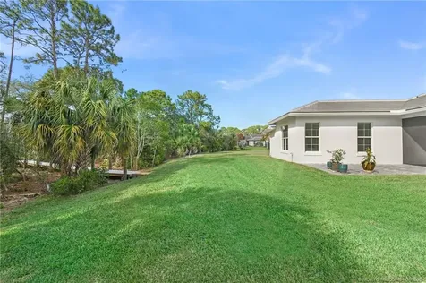 279 SE Via Bisento Port St Lucie FL 34952