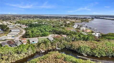 279 SE Via Bisento Port St Lucie FL 34952