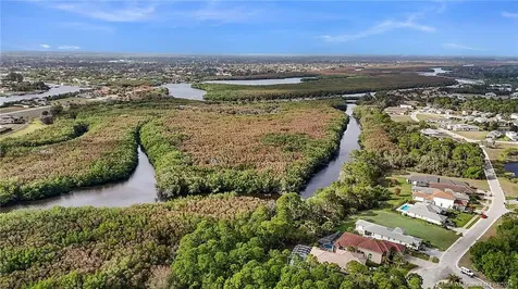 279 SE Via Bisento Port St Lucie FL 34952