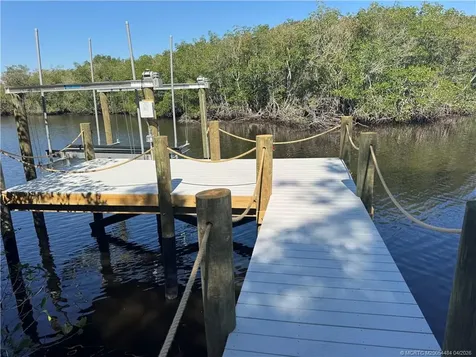 279 SE Via Bisento Port St Lucie FL 34952