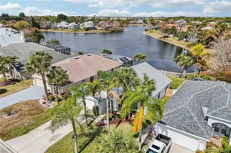 713 NW Waterlily Place Jensen Beach FL 34957