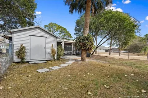 202 SW Voltair Terrace Port St Lucie FL 34984