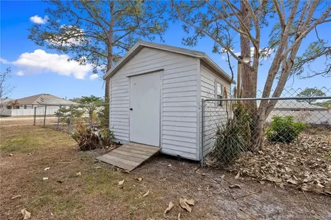 202 SW Voltair Terrace Port St Lucie FL 34984