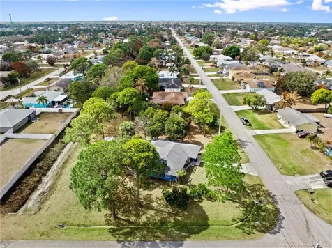 202 SW Voltair Terrace Port St Lucie FL 34984