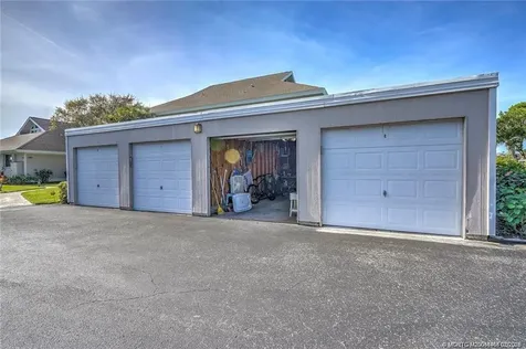 310 NE Golfview Circle Stuart FL 34996