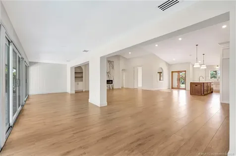 3984 SE Fairway E Stuart FL 34997