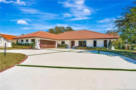 3984 SE Fairway E Stuart FL 34997