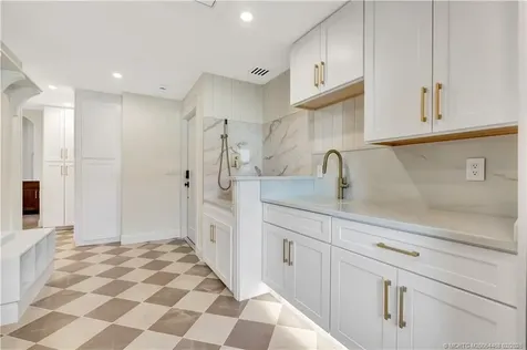 3984 SE Fairway E Stuart FL 34997