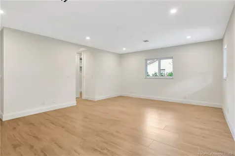 3984 SE Fairway E Stuart FL 34997