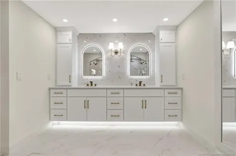 3984 SE Fairway E Stuart FL 34997