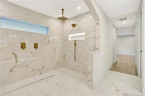 3984 SE Fairway E Stuart FL 34997