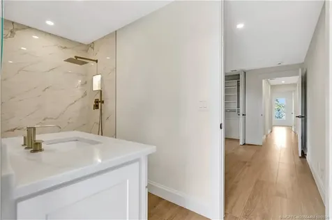 3984 SE Fairway E Stuart FL 34997