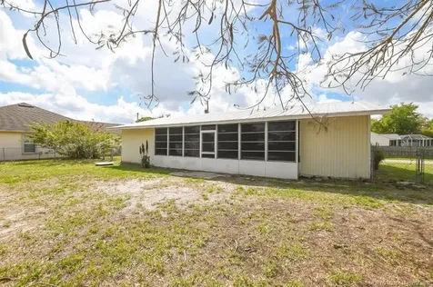 1365 SW Gastador Avenue Port St Lucie FL 34953
