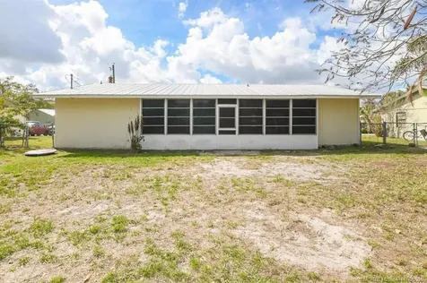 1365 SW Gastador Avenue Port St Lucie FL 34953