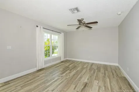 1365 SW Gastador Avenue Port St Lucie FL 34953