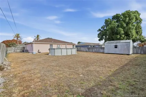 726 SW Bond Road Port St Lucie FL 34953