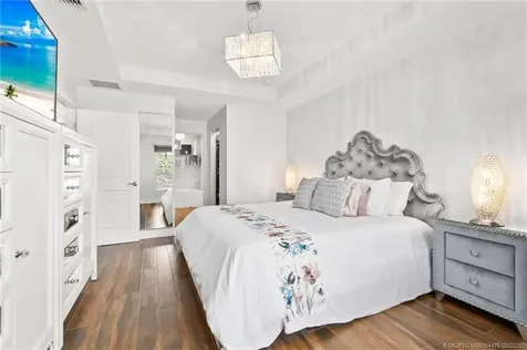 537 SW Laconic Avenue SW Port St Lucie FL 34953