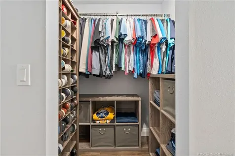 537 SW Laconic Avenue SW Port St Lucie FL 34953